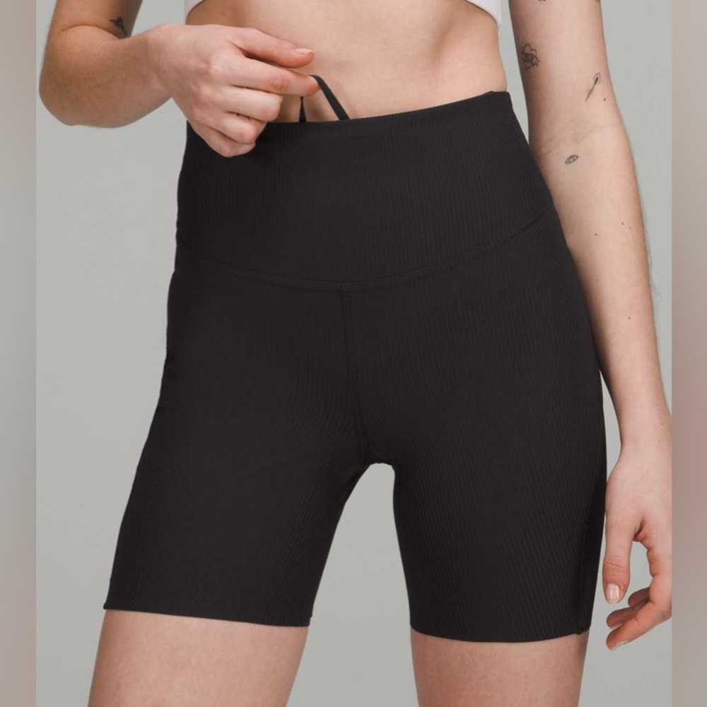 Lululemon Base Pace Ribbed High Rise Shorts Size 12
